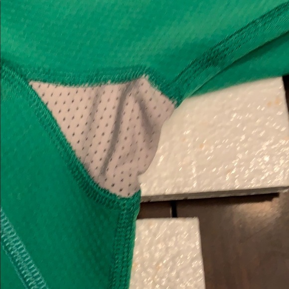 Lululemon Kelly Green quarter zip sz 6 - Picture 4 of 5